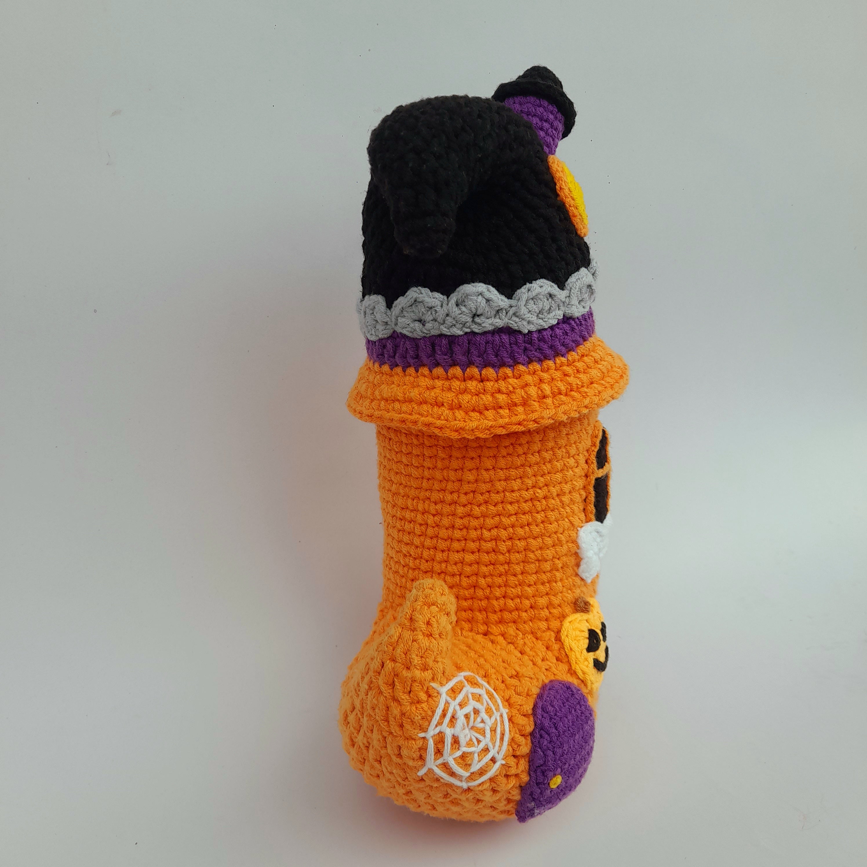 Halloween Heksenlaarzenhuis – Haakpatroon