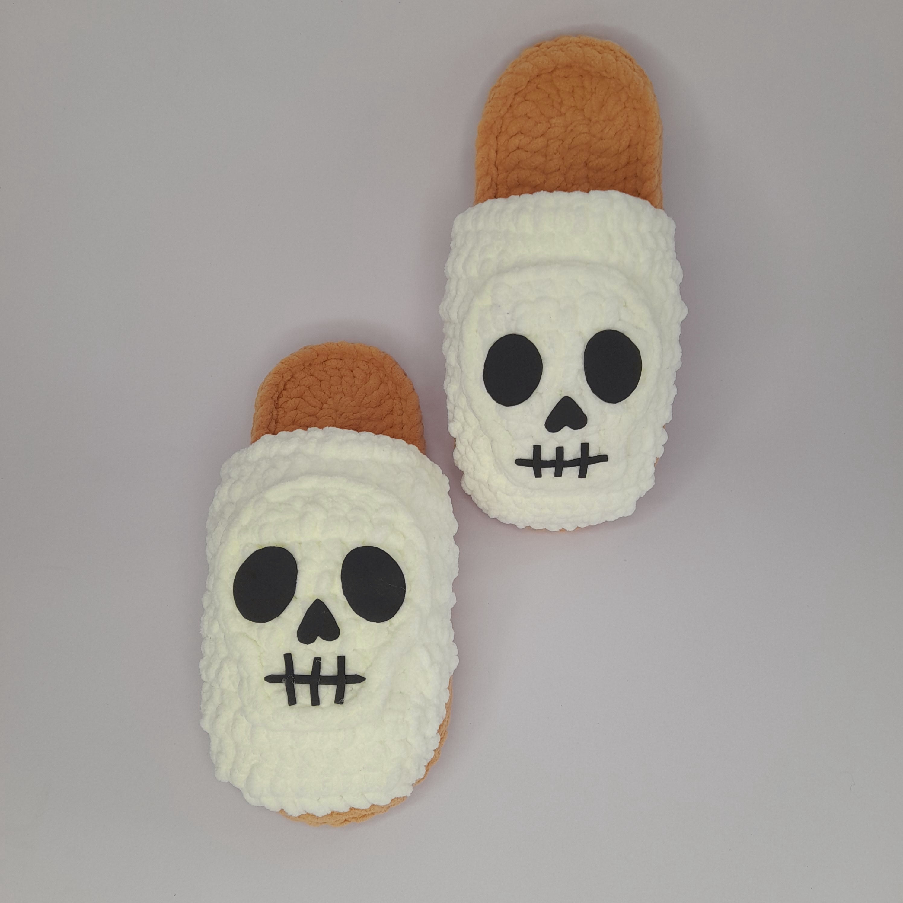 Set van 4 Halloween Pantoffel Haakpatronen