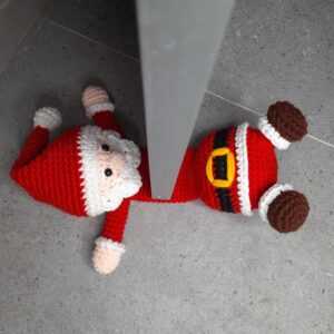 Platgedrukte Kerstman deurstopper Haakpatroon