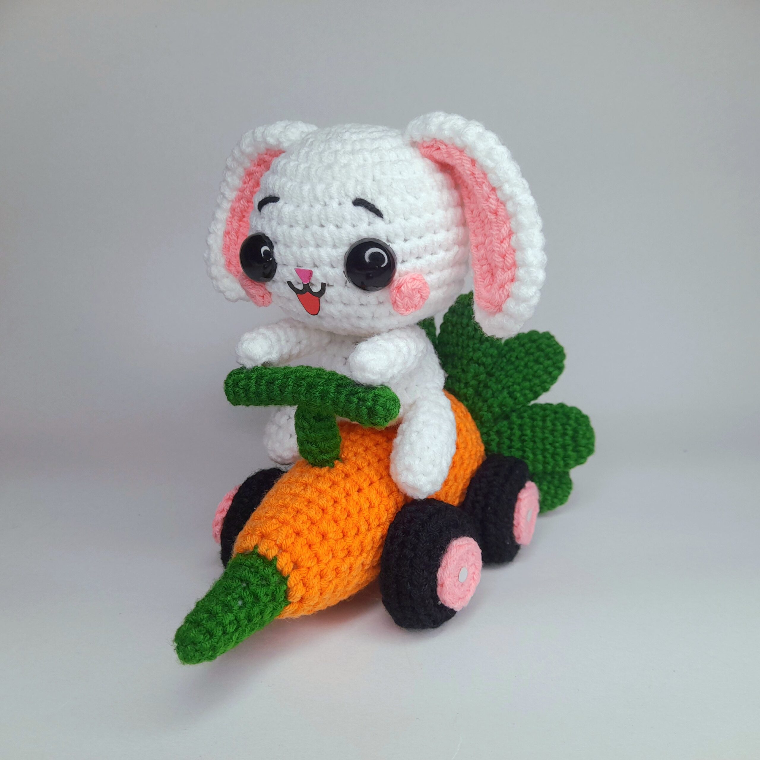 Schattig Konijntje in Wortelauto - Paas Haak Amigurumi - Afbeelding 4