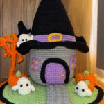 heksenhuis voor halloween haakpatroon